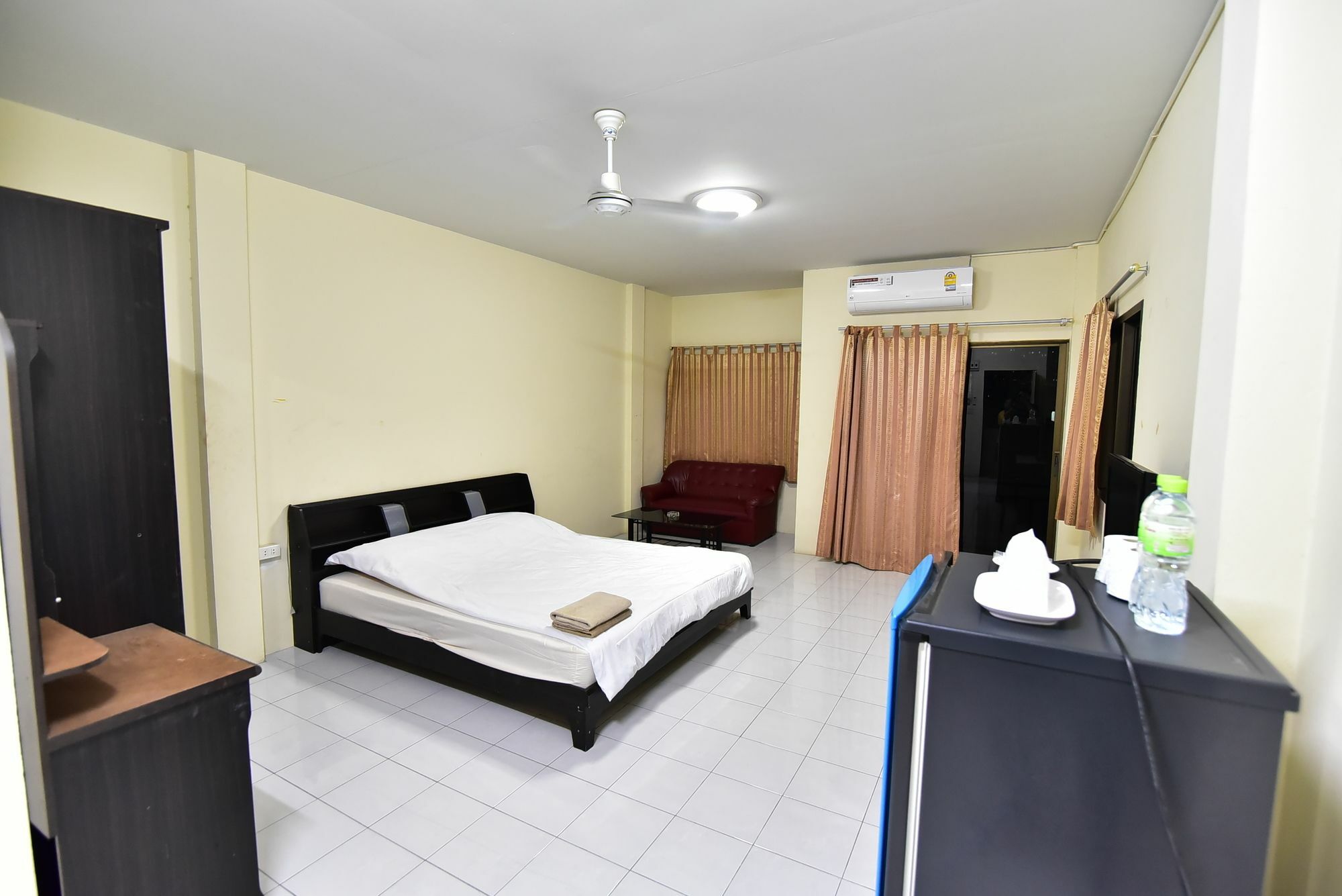 Kaesai Place Патая Екстериор снимка